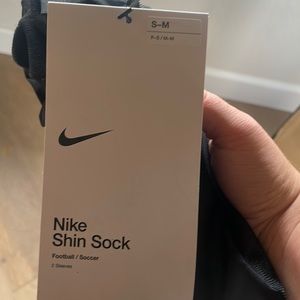 Youth Nike Socks with Built-In Shin Guards. Youth. S/m